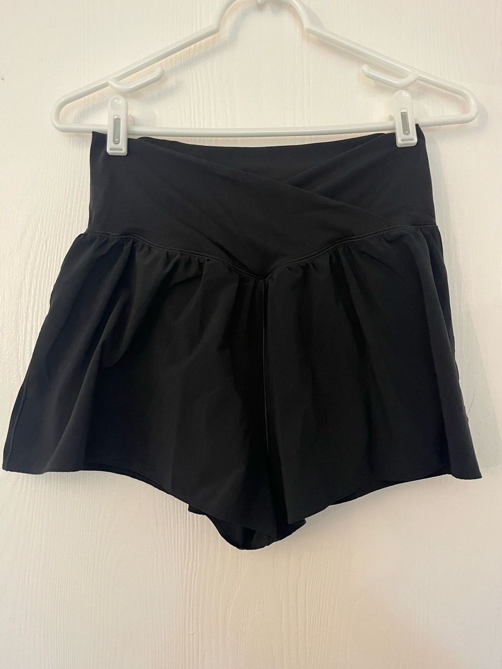 OFFLINE By Aerie Real Me Crossover Flowy Short